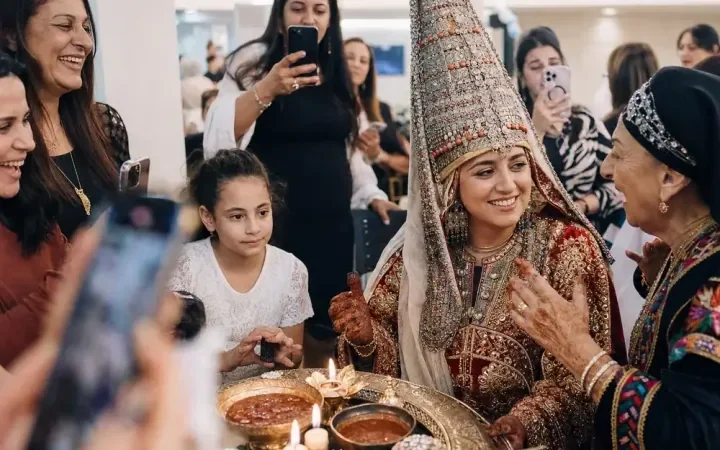 שיתוף תמונות חינה