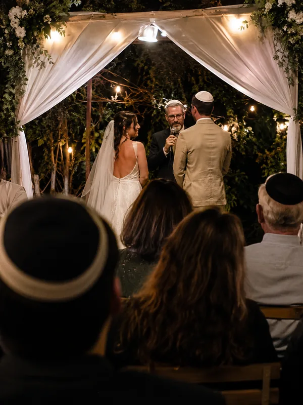 גם בחתונה של 400 איש, אף אורח לא מתאמץ