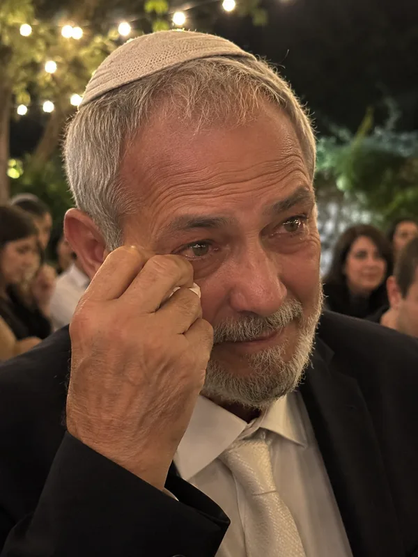 גם בחתונה של 400 איש, אף אורח לא מתאמץ